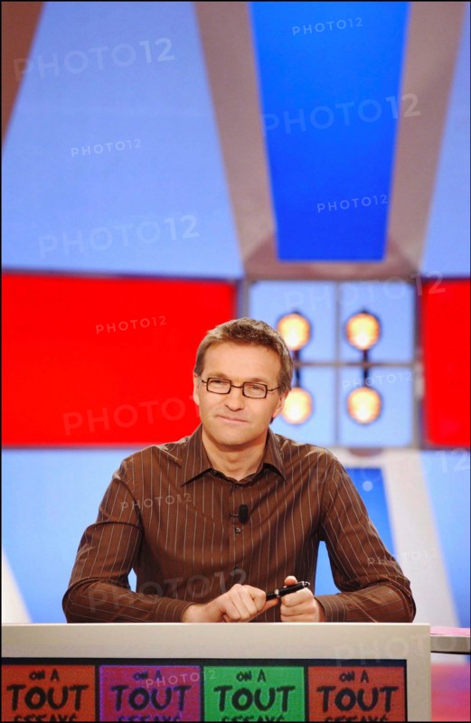 11/10/2003. Tv show "On a tout essaye" with Laurent Ruquier.