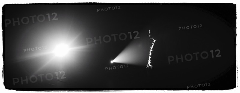 12/00/2003. EXCLUSIVE: On tour with Jamel Debbouze...