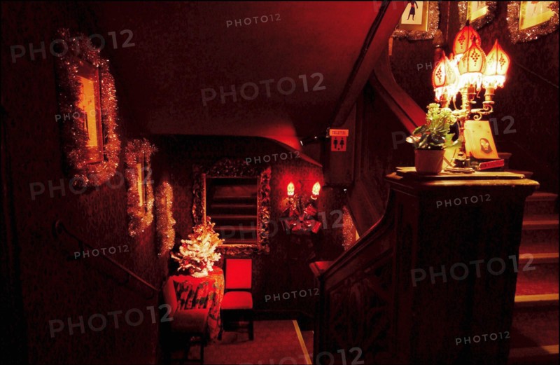 12/00/2003. The "Raspoutine" restaurant in Paris.