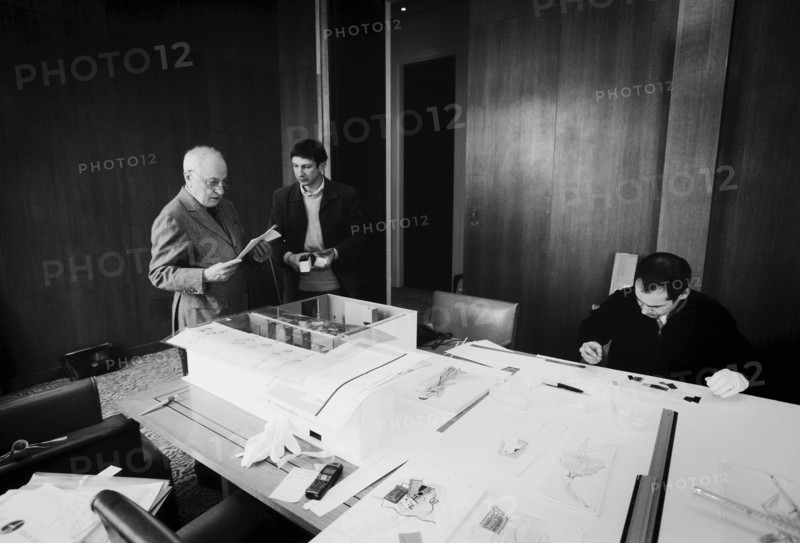 03/00/2004. Legendary fashion designer Yves Saint Laurent opens a museum dedicated to his past work