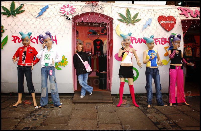 06/00/2004.  French singer Priscilla in London