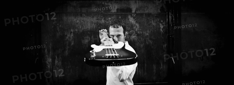 03/00/2004.  Close-up of French singer Calogero;
