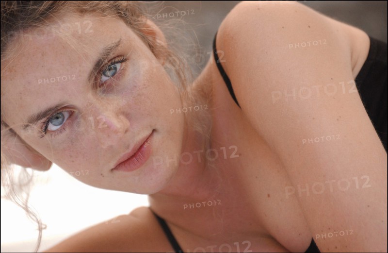 08/05/2004. Close-up of Camille Bardery, actress.