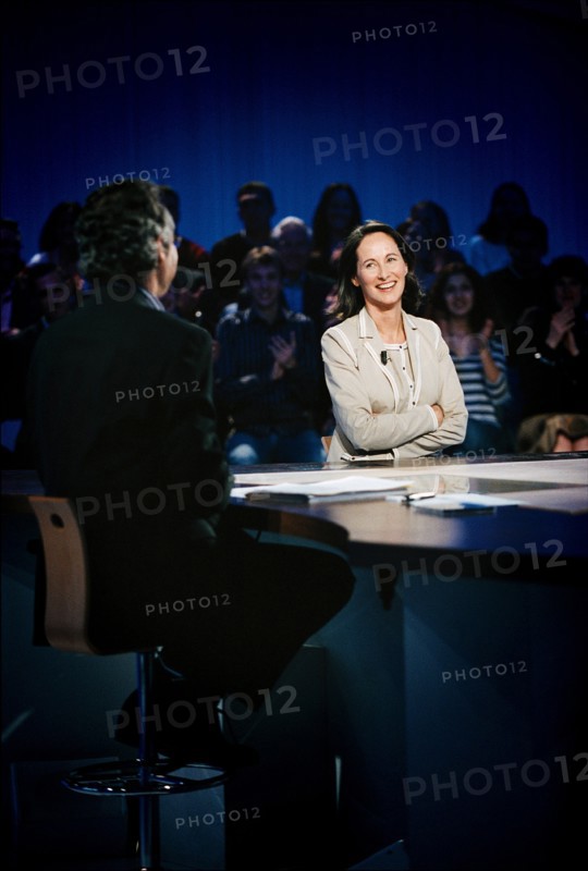 04/11/2006. Segolene Royal on Canal Plus talk show "Le Grand Journal."