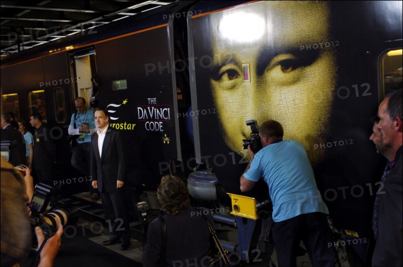 05/16/2006. Arrival of Da Vinci Code crew at Cannes rail station.