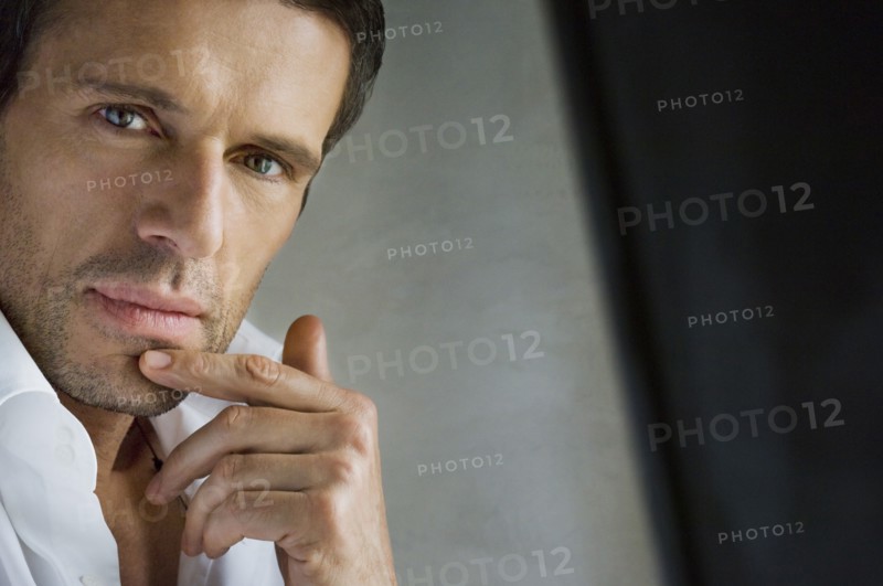 06/00/2007 - - Close-up Lambert Wilson.