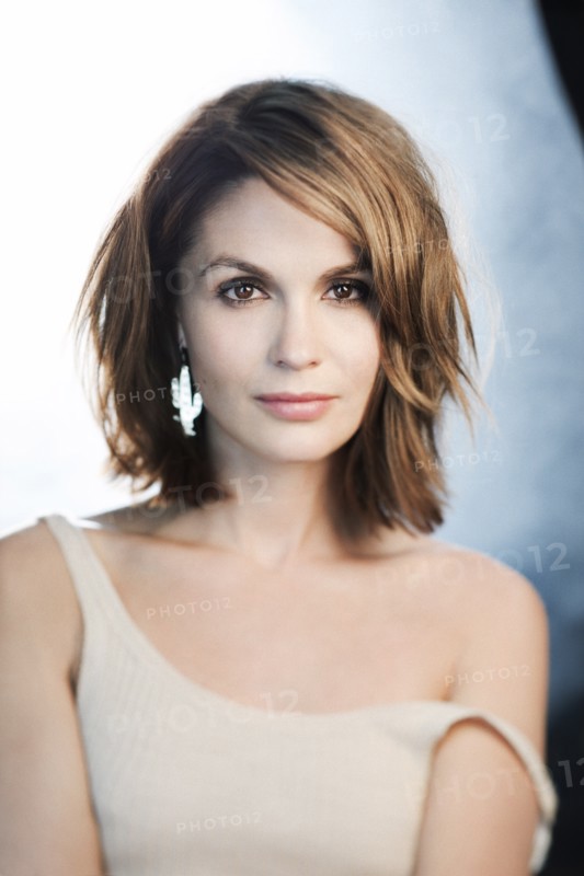 03/00/2009.  Barbara SCHULZ a l'affiche de deux films 'Celle que j'aime' et  'Erreur de la banque en votre faveur'.