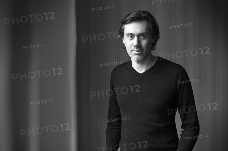 Emmanuel Mouret