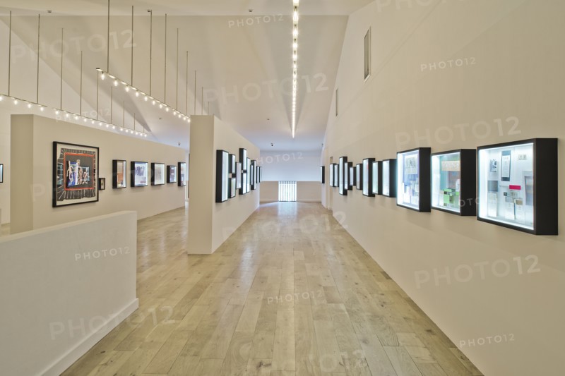 Domaine de Château Mouton Rothschild, exposition "L'Art et l'Etiquette"