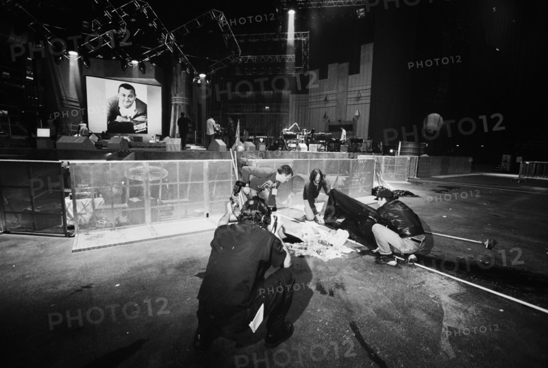 Les Restos du Coeur, Spectacle des Enfoirés 2004