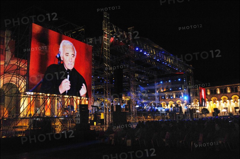 Concert de Charles Aznavour à Erevan (Arménie), le 30 septembre 2006