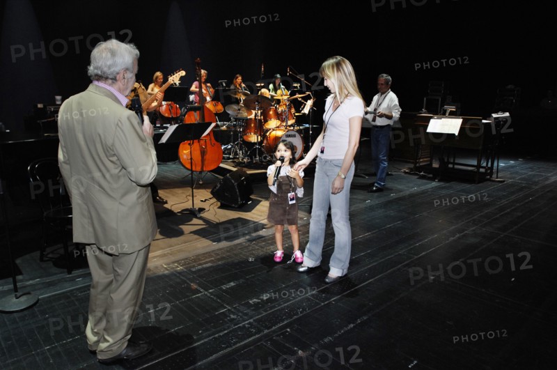 Charles Aznavour sur scène à New York, le 18 septembre 2006