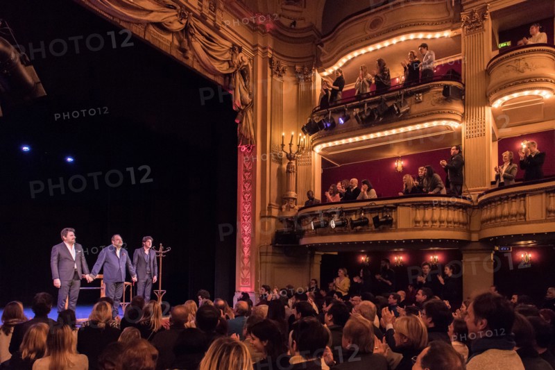 1ère du spectacle "Eric Dupond Moretti à la barre" au théâtre de la Madeleine

Philippe Lellouche
Hadrien Raccah