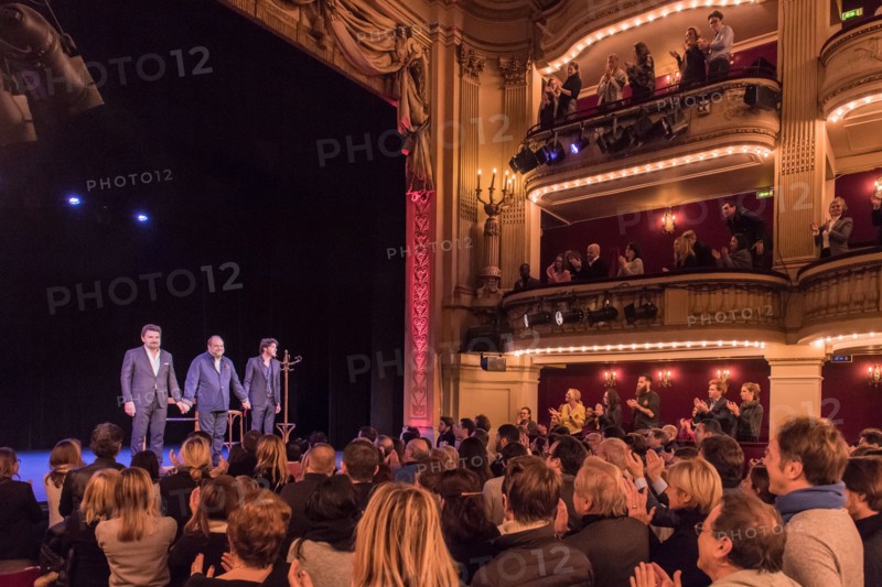 1ère du spectacle "Eric Dupond Moretti à la barre" au théâtre de la Madeleine

Philippe Lellouche
Hadrien Raccah