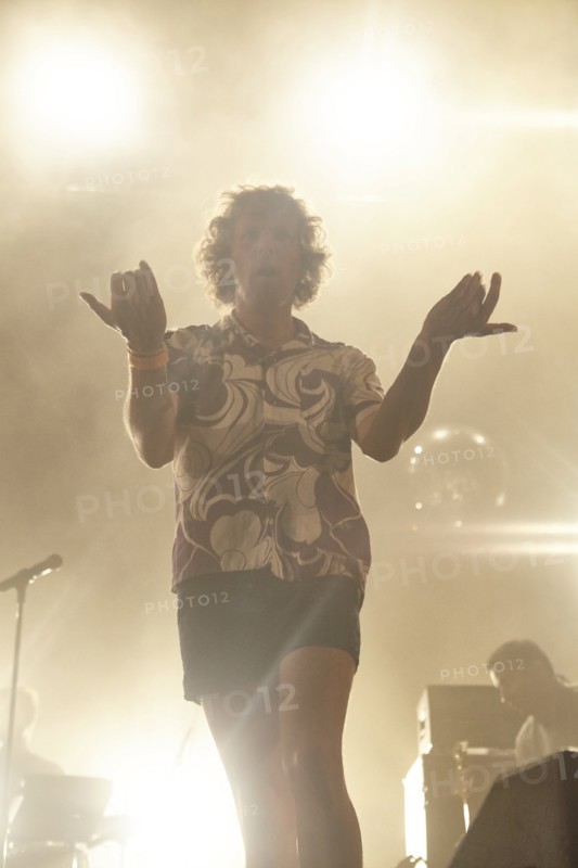 Chk Chk Chk on stage