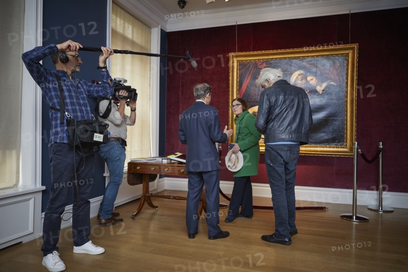Exhibition in New York of a painting attributed to Caravaggio.