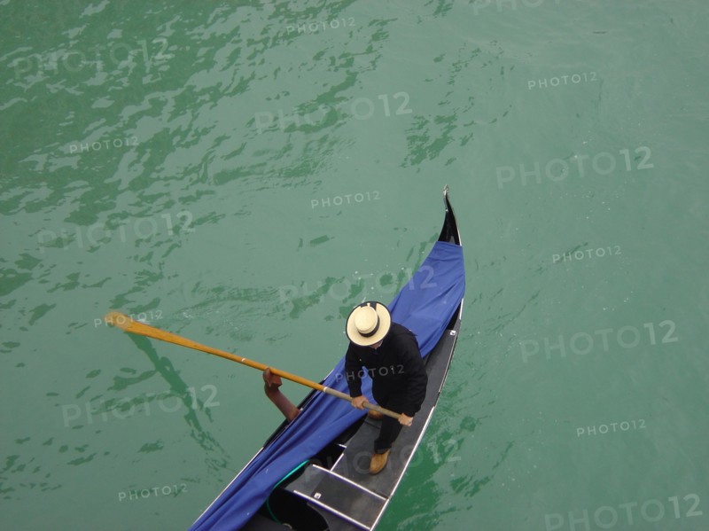 Venise. Gondole sur le Grand Canal