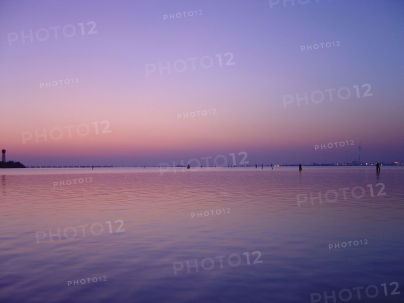 Vue de la lagune de Venise au couchant