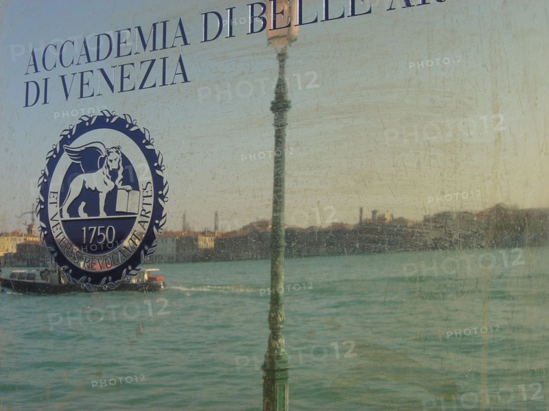 Reflets du canal de la Giudecca à Venise