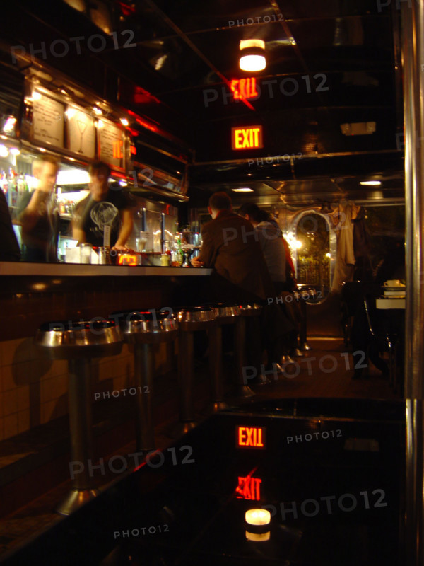 New-York (USA), Manhattan, Chelsea, intérieur de bar de nuit (Empire Diner, rendu célèbre par Andy Warhol)