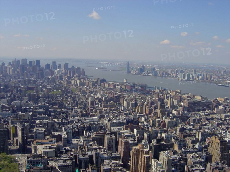 Vue depuis l'Empire State Building vers l'Hudson River à New-York