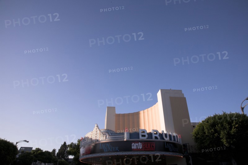 Westwood cinemas : Mann Bruin