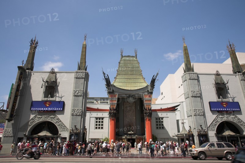 Grauman's Chinese Theatre, 6925 Hollywood Boulevard, Walk of Fame