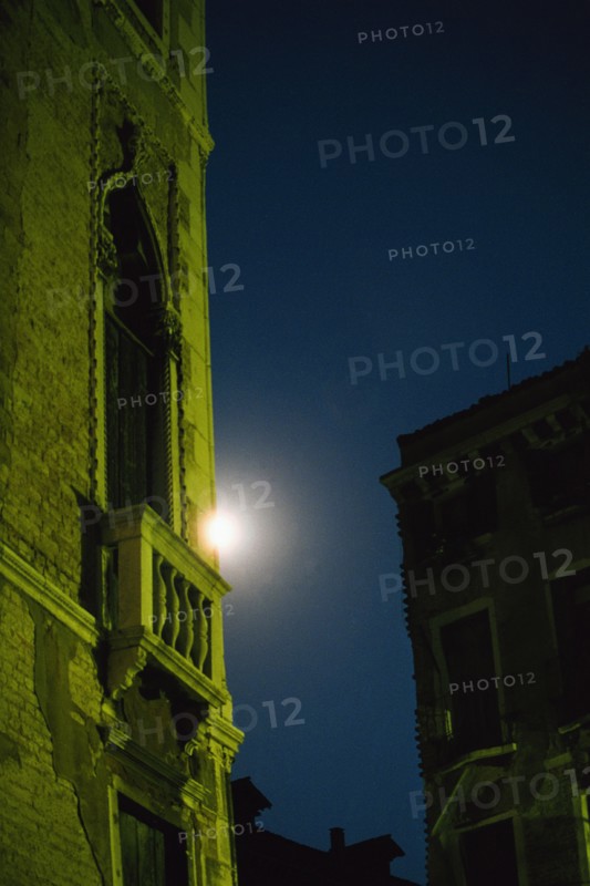 Palazzo Pisani, balcon sous la lune
