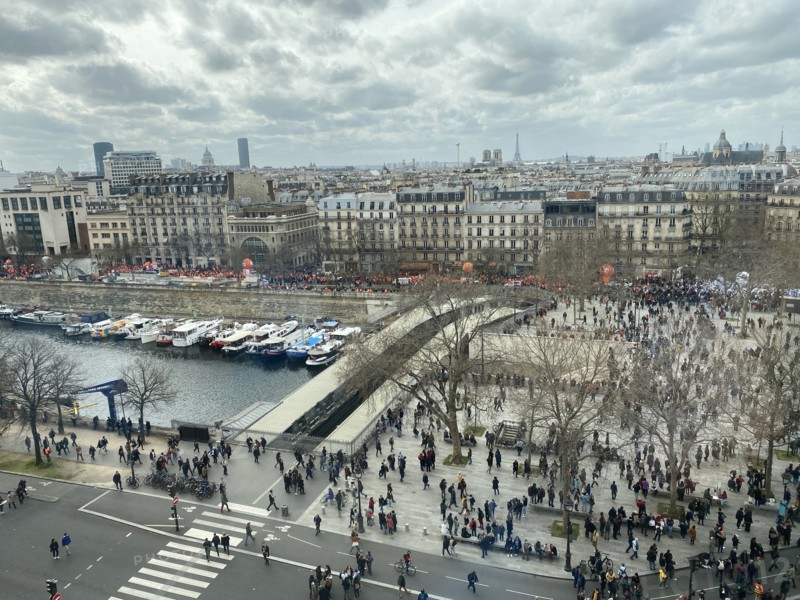 Place de la Bastille à Paris, Manifestation, 23 mars 2023