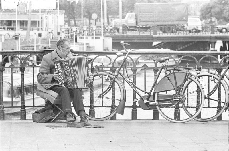 Street musician, Amsterdam