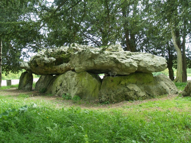 Dolmen de la Grotte aux Fées, France