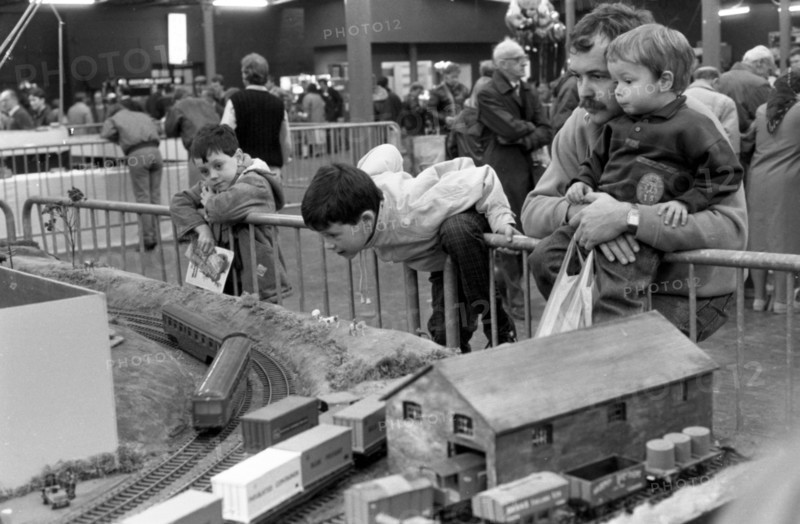 Exposition de modèles réduits à Dublin, 1985