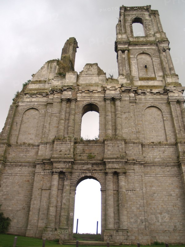 Abbaye-du Mont-Saint Eloi, France