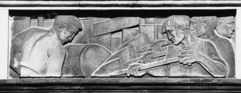 Plaque on Department of Indusry building, Kildare Street, Dublin