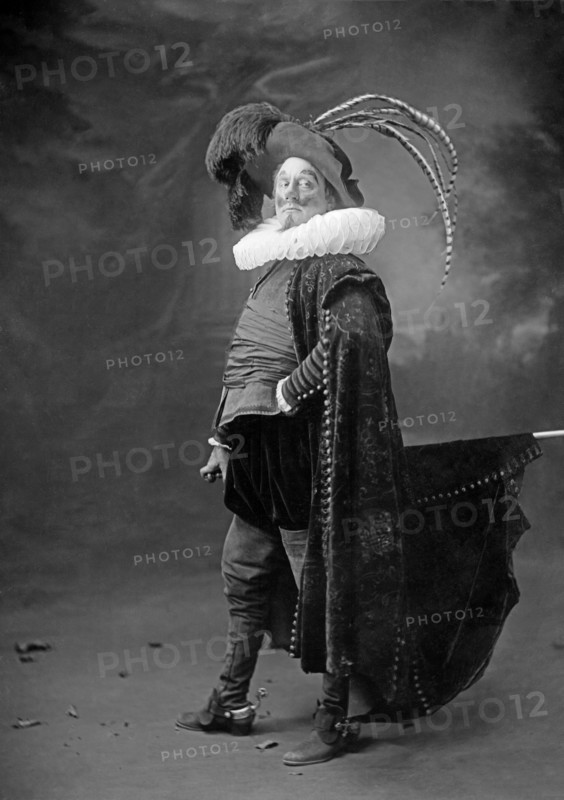 Comedian as Cyrano de Bergerac