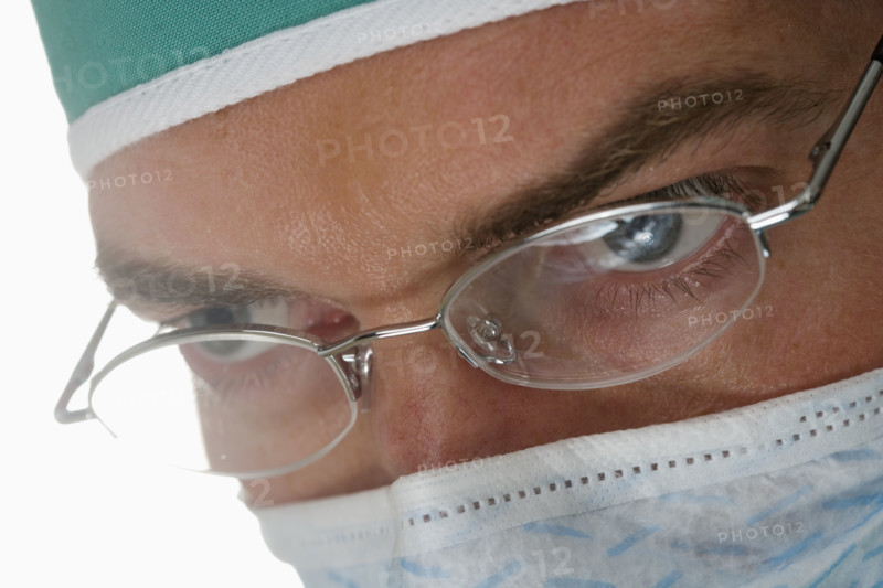 Closeup of a surgeon.