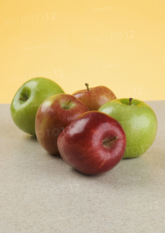 Still life of apples.