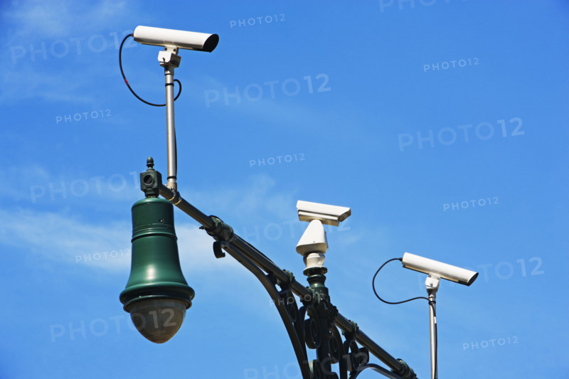 Security cameras on lamp post. Date : 2007