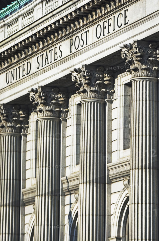 Post Office, columns. Date : 2007