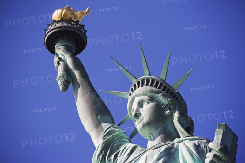 Low angle view of the Statue of Liberty. Date : 2007