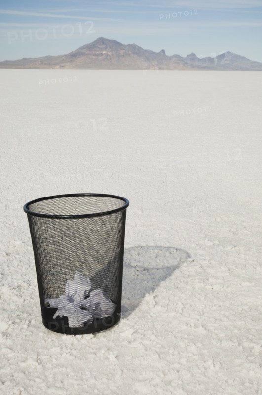 Waste paper basket on salt flats, Salt Flats, Utah, United States. Date : 2007