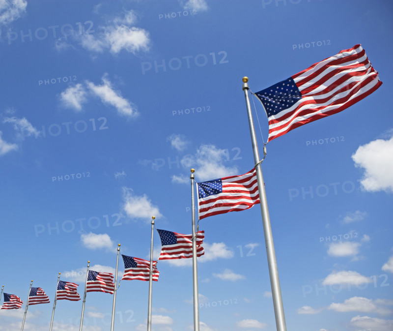 Low angle view of American flags, Washington DC, United States. Date : 2008