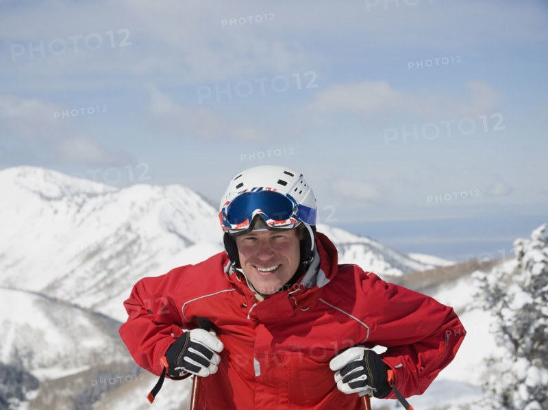 Man wearing ski gear. Date : 2008