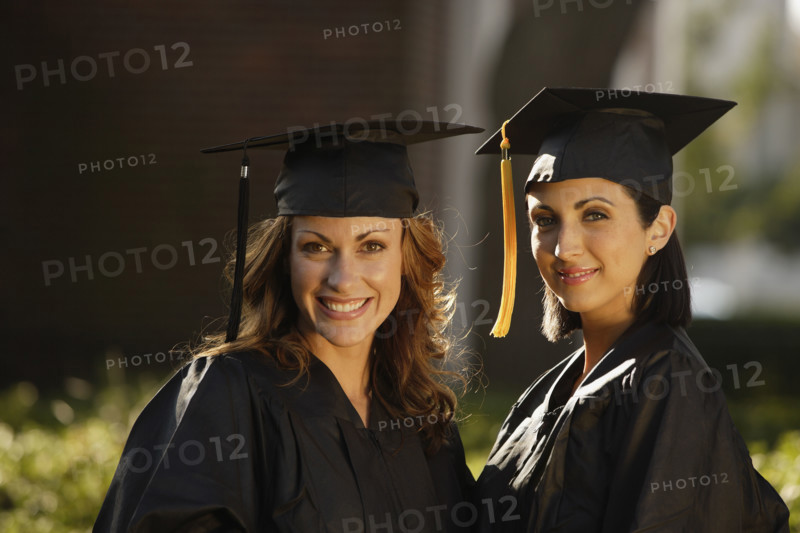 Portrait of women graduates. Date : 2008