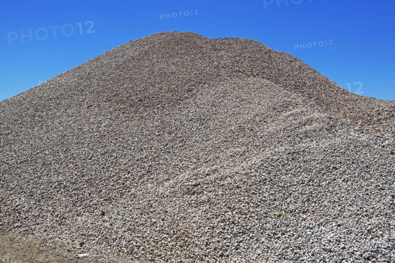 Pile of gravel. Date : 2008