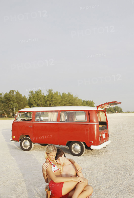 Young couple hugging on beach. Date : 2008