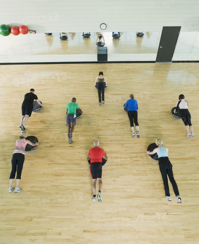 Fitness class. Date : 2008