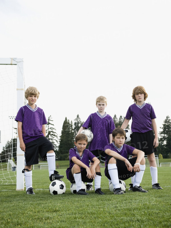 Portrait of boys soccer team. Date : 2008