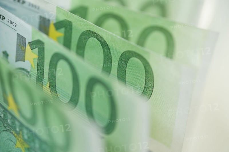 Close up of 100 euro notes.