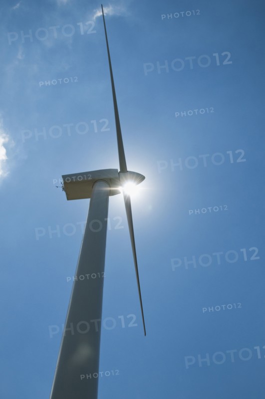 Low angle view of wind turbine. Photographe : Daniel Grill